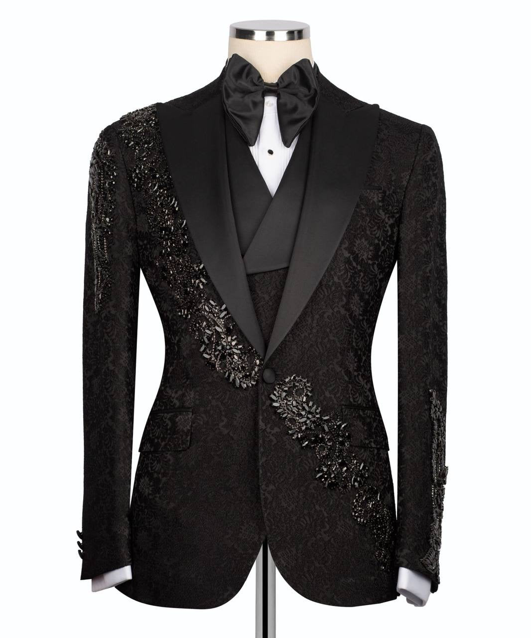 Exclusive Jewelry Ornament Tuxedo