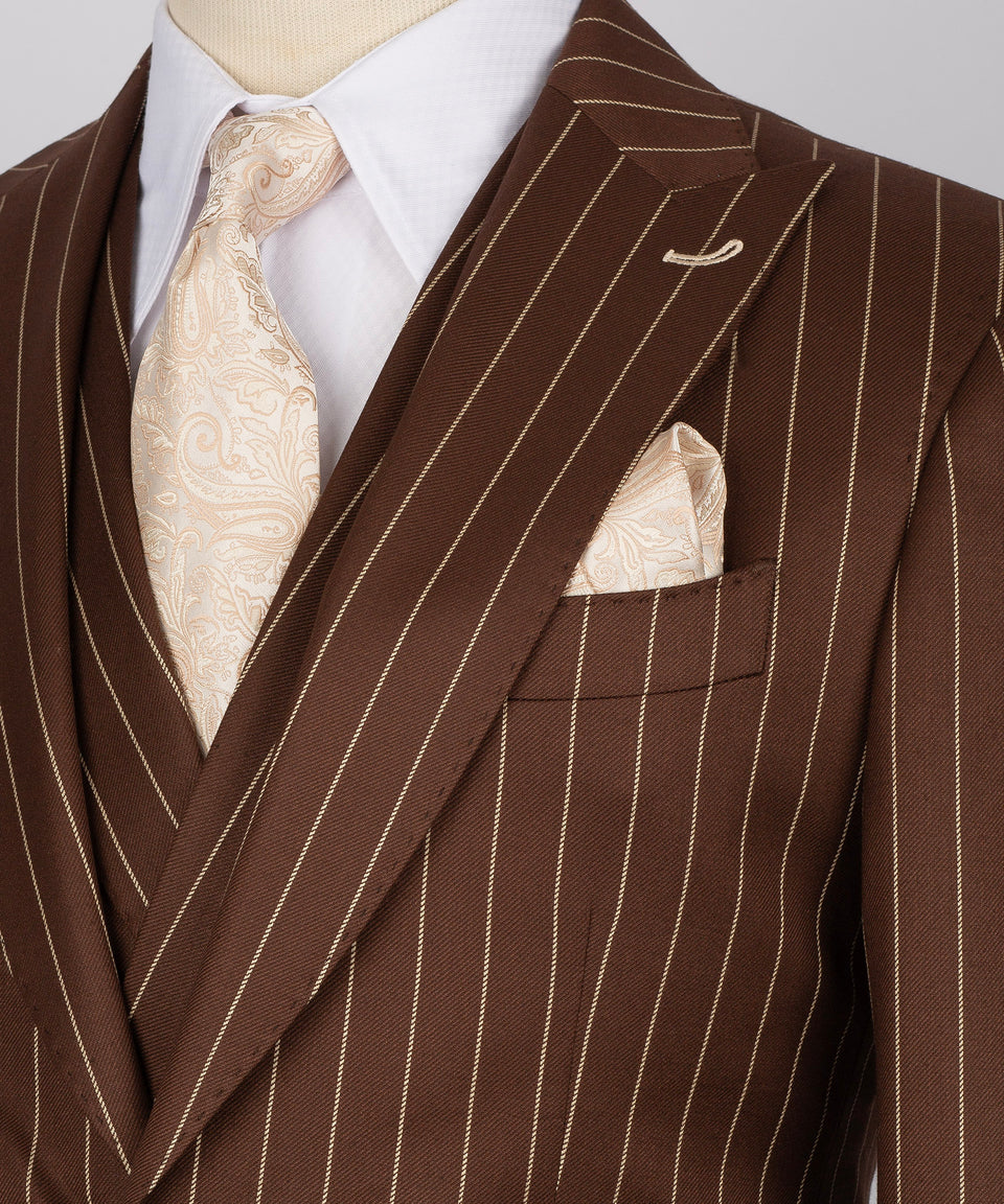 Traje de tres piezas a rayas