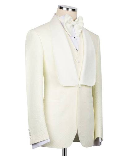 Custom Collar Cream Tuxedo