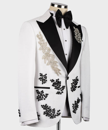 Esmoquin blanco de diseño personalizado
