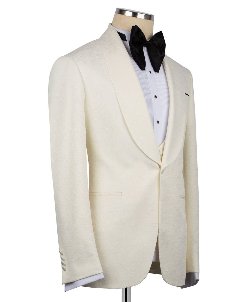 Textured Cream Tuxedo Set